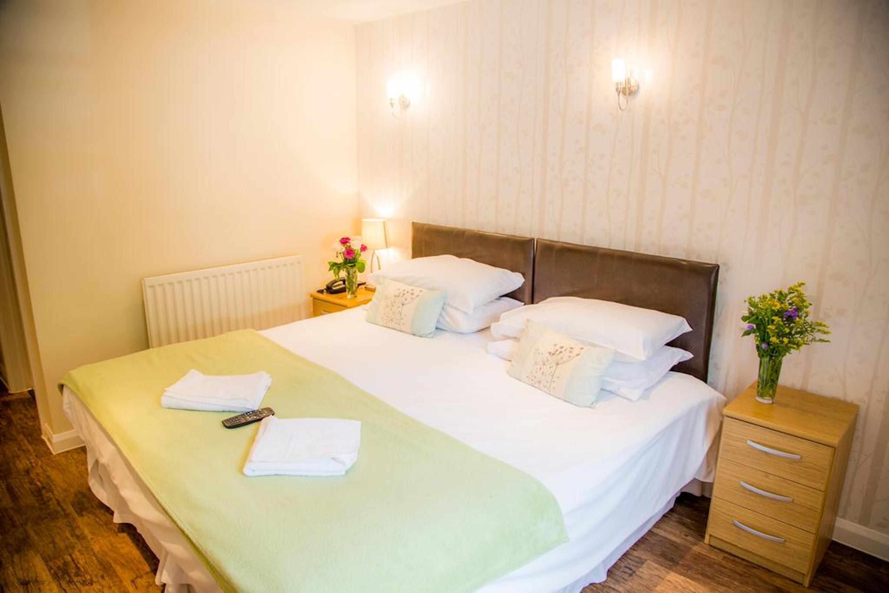 Stay And Relax At The Yew Tree Manuden Exteriér fotografie