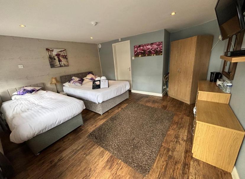 Stay And Relax At The Yew Tree Manuden Exteriér fotografie