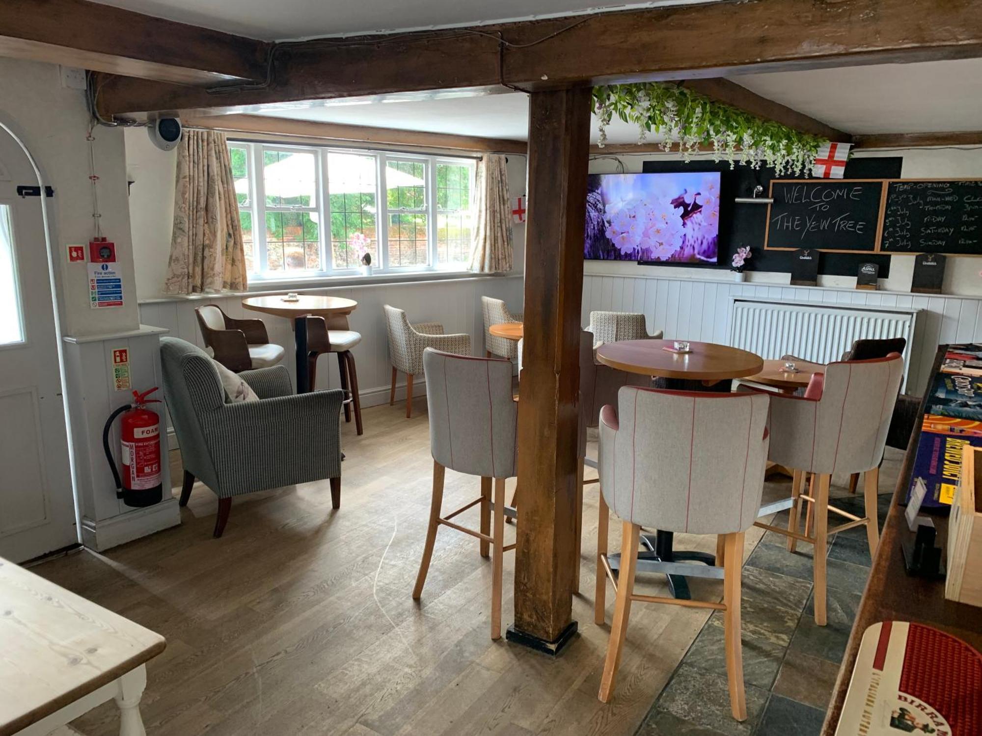 Stay And Relax At The Yew Tree Manuden Exteriér fotografie