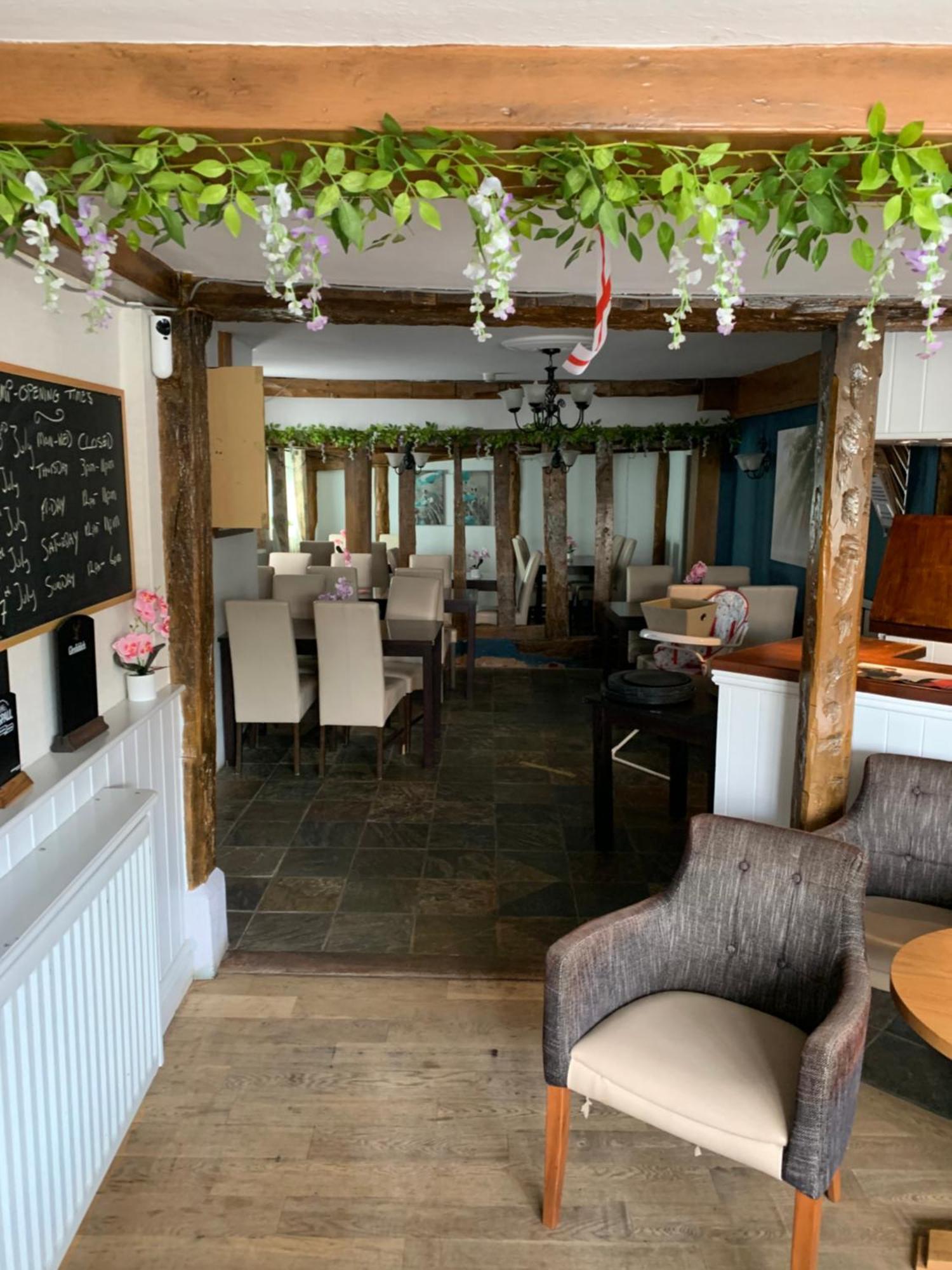 Stay And Relax At The Yew Tree Manuden Exteriér fotografie